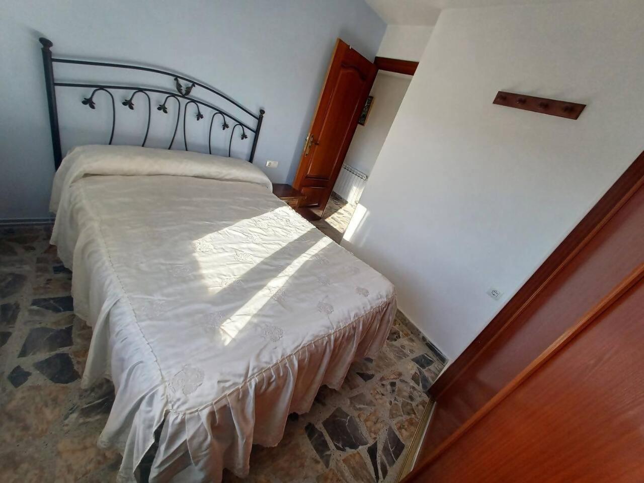 Casa Rural Apartamento Sol Ideal Para Familias Munebrega Ngoại thất bức ảnh